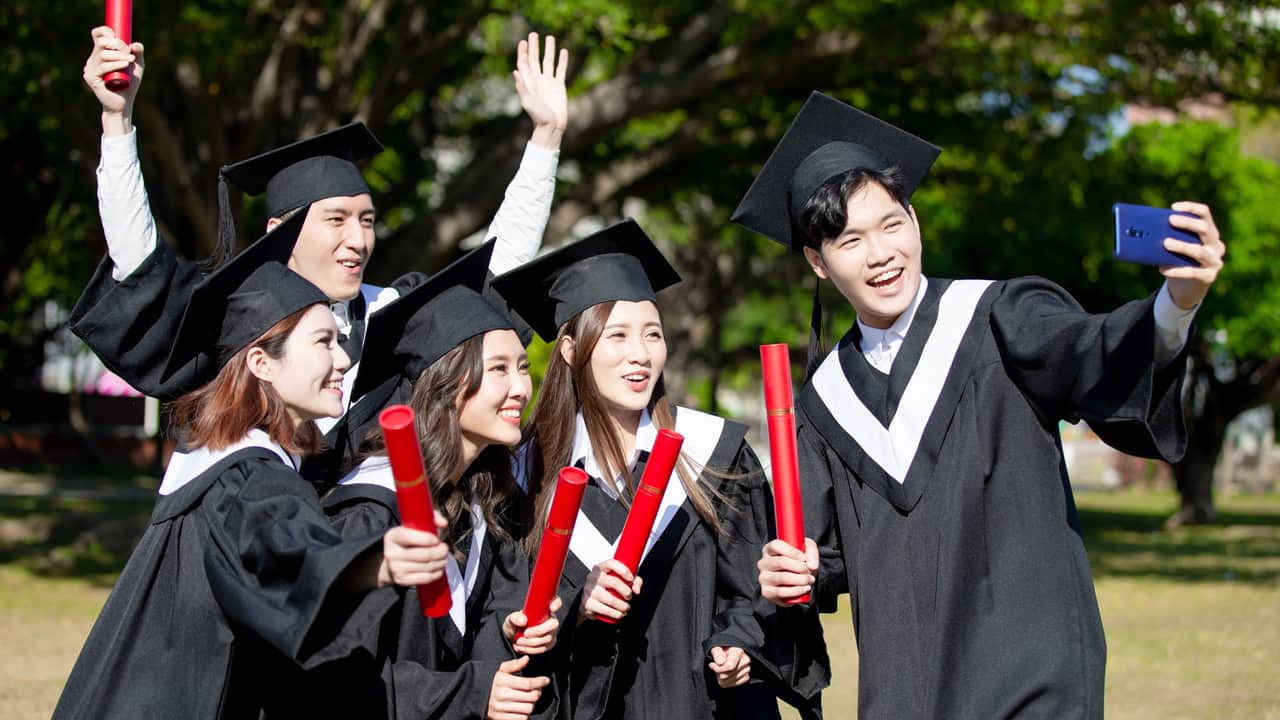gradselfie1280x720